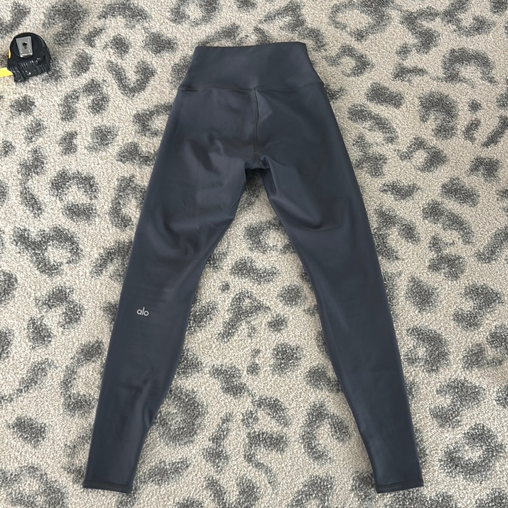 Alo yoga $128 sz XS Dark Gray Anthracite airlift High-Waisted Leggings